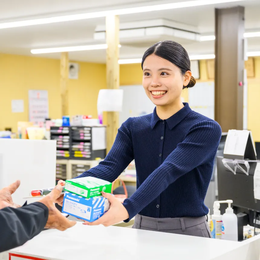 新光産業で働く社員の画像
